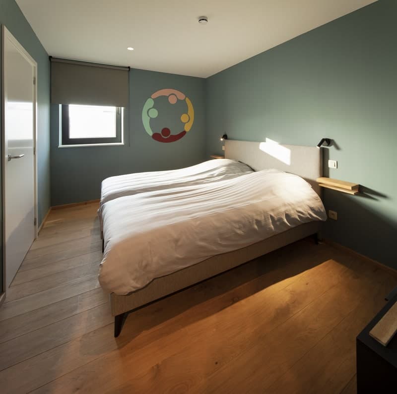 Themakamer in groenblauwe tinten